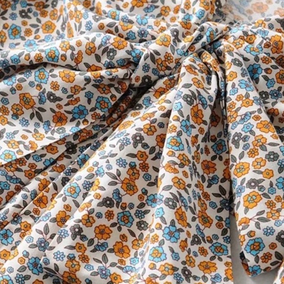 Boho Floral Print Gypsy Crop Top Tied Long Sleeve - Picture 13 of 17